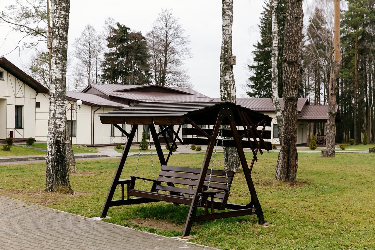 Hôtel Baza Otdykha Chaika à Zhodzina Extérieur photo